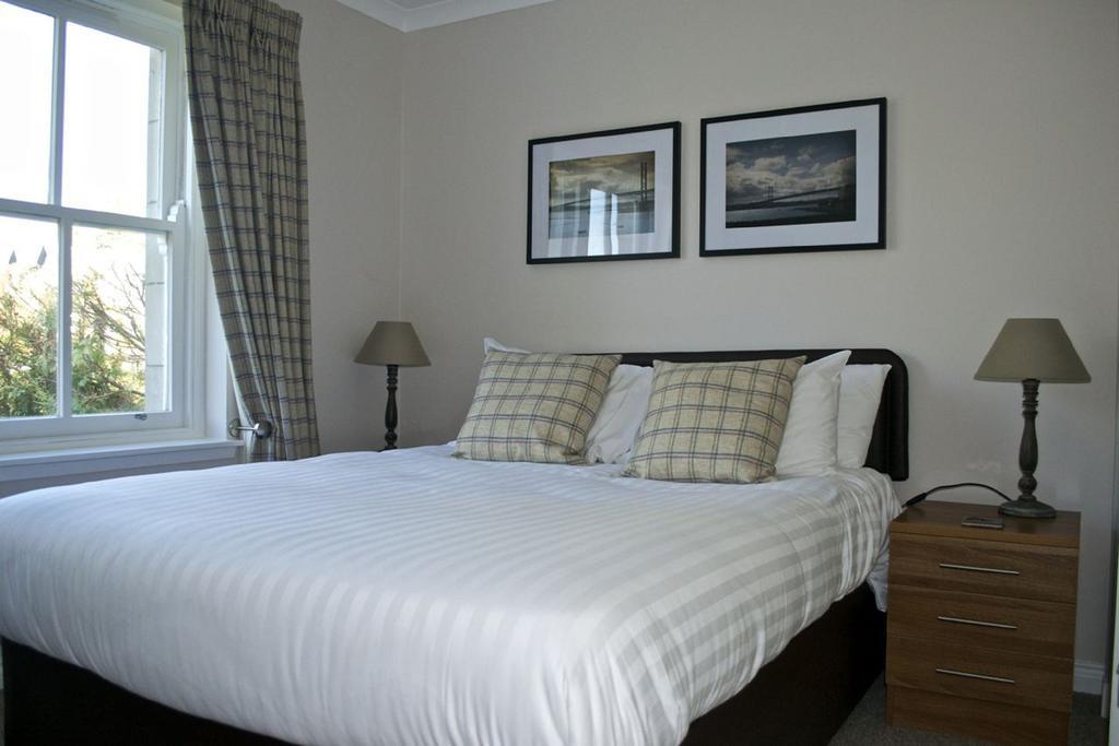 Loch Ness Guest House Форт Аугустус Екстериор снимка