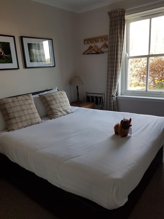 Loch Ness Guest House Форт Аугустус Екстериор снимка