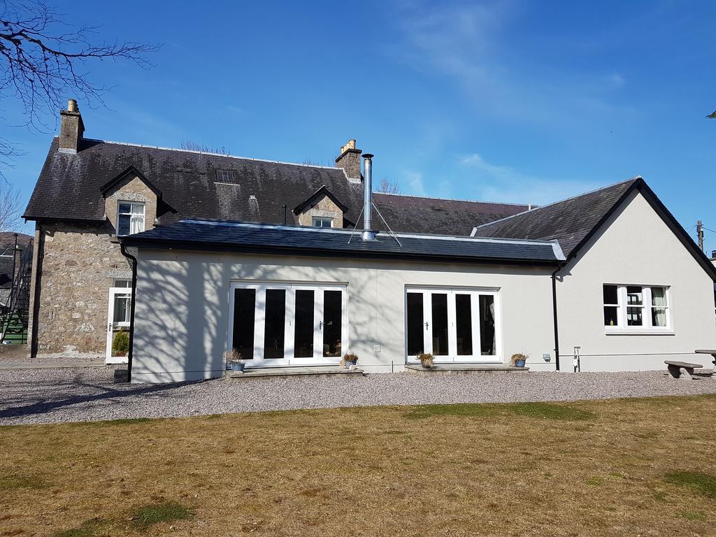 Loch Ness Guest House Форт Аугустус Екстериор снимка