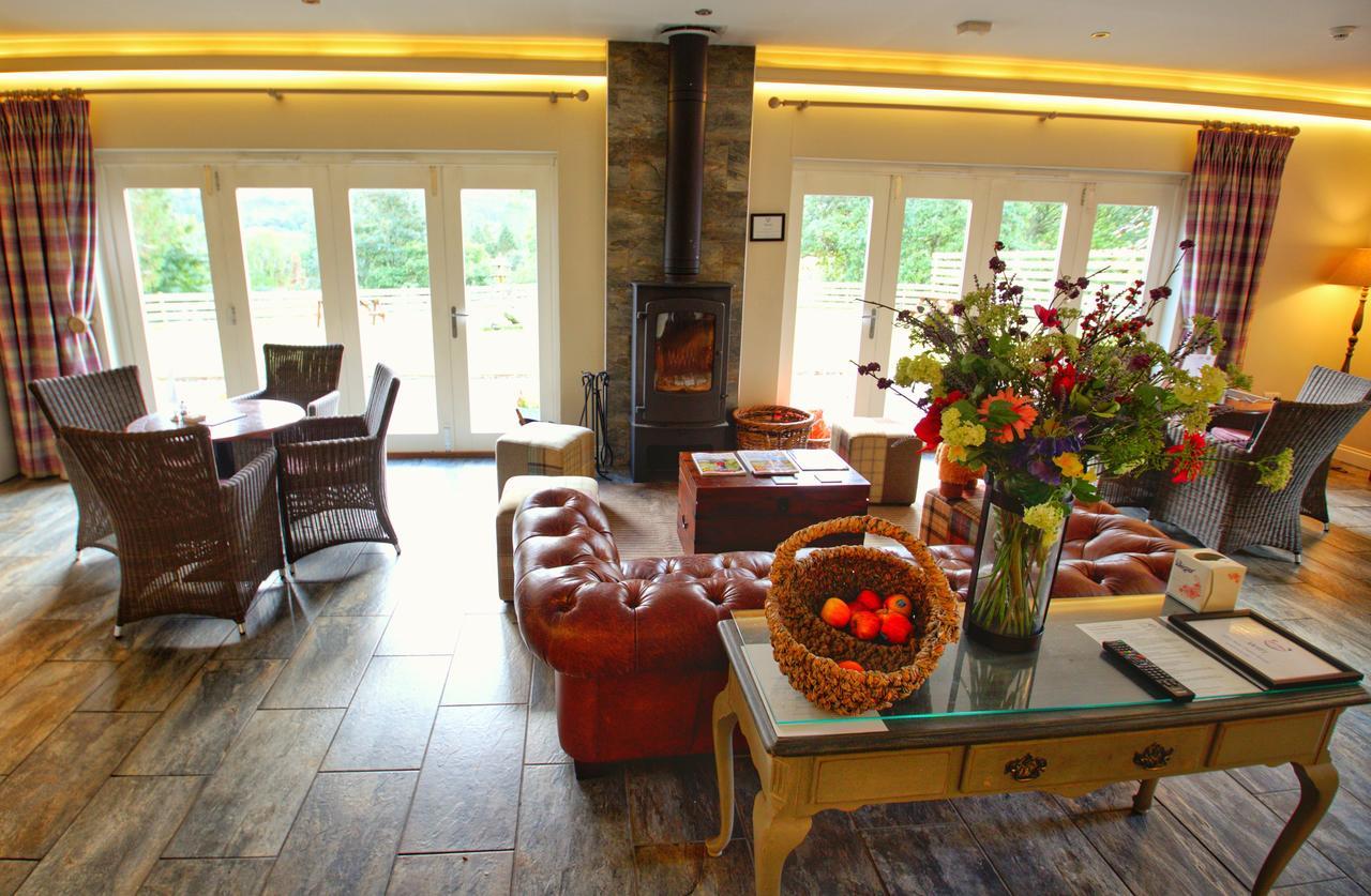 Loch Ness Guest House Форт Аугустус Екстериор снимка